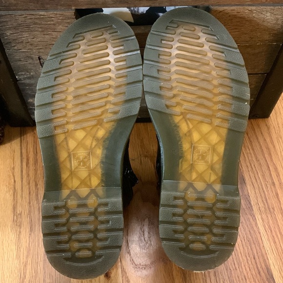 DR MARTENS YOUTH 2976 SOFTY T LEATHER CHELSEA BOOTS - Picture 7 of 12